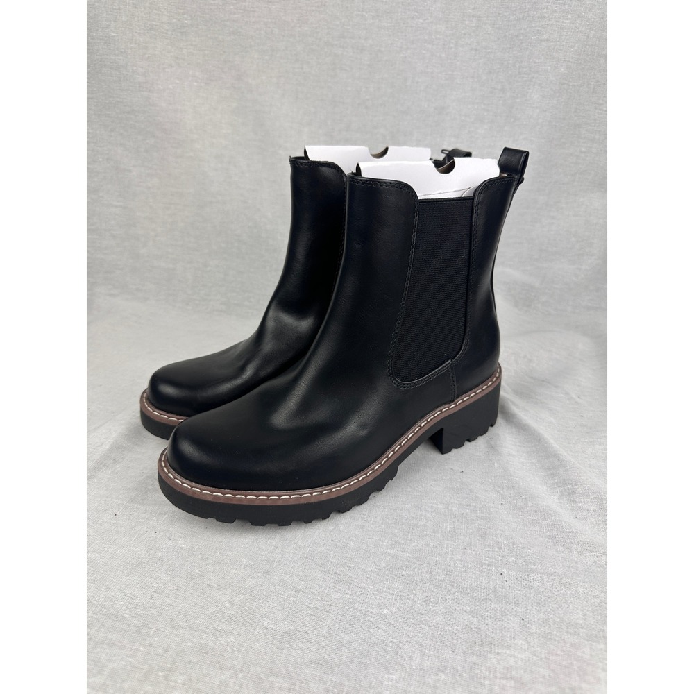 Universal Thread Womens Black Chelsea Lug Sole Boots Memory Foam Size 7 NWT